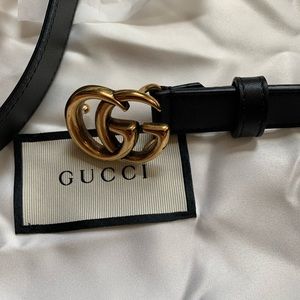 Black Leather GG Gucci belt